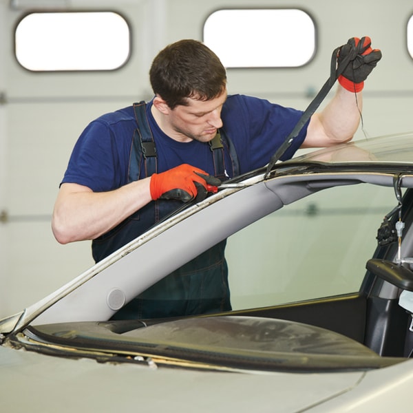 is car window glass repair worth the cost in Florida